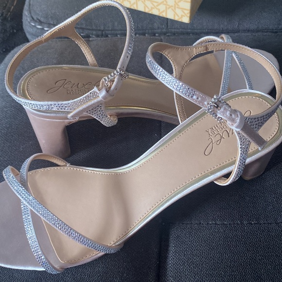 Badgley Mischka Sandals - Picture 3 of 5